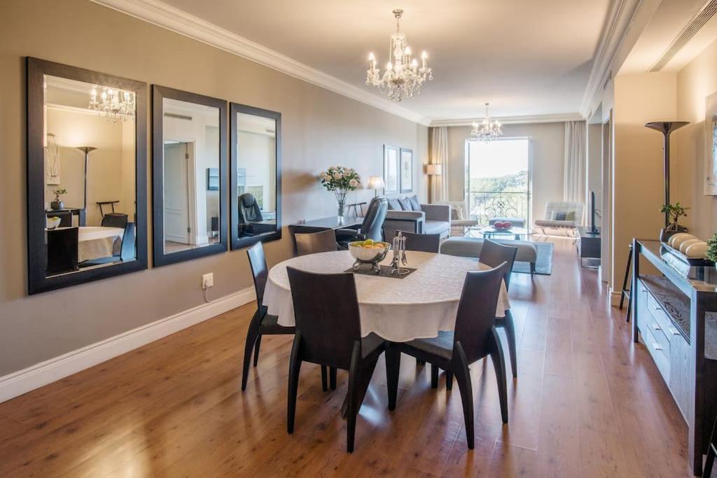 Cape Royale I Whosting Apartment เคปทาวน์ ภายนอก รูปภาพ
