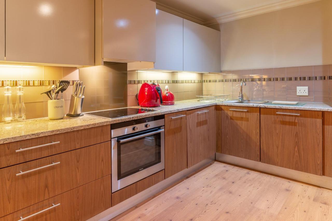 Cape Royale I Whosting Apartment เคปทาวน์ ภายนอก รูปภาพ