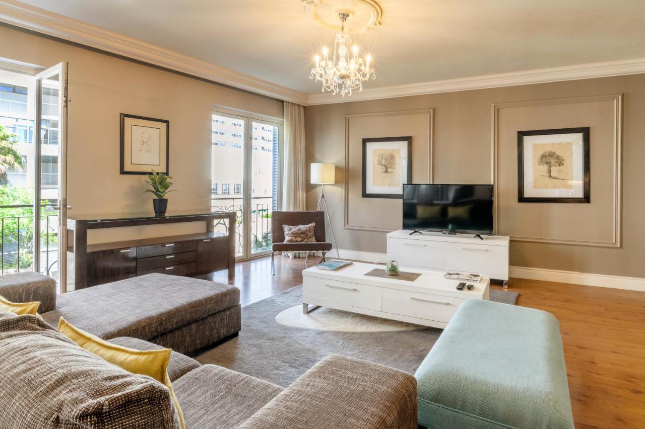 Cape Royale I Whosting Apartment เคปทาวน์ ภายนอก รูปภาพ