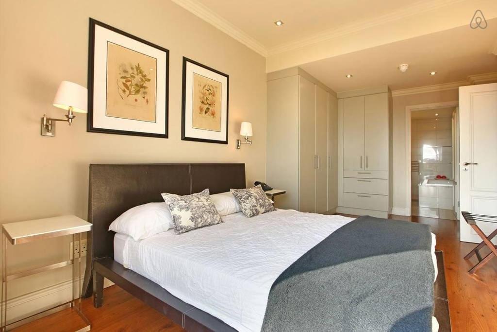 Cape Royale I Whosting Apartment เคปทาวน์ ภายนอก รูปภาพ
